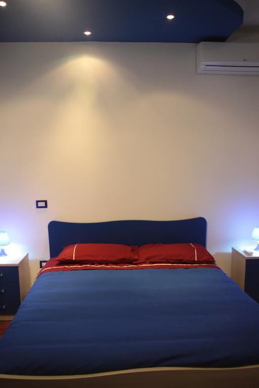 B&B Κοσέντζα Δωμάτιο φωτογραφία